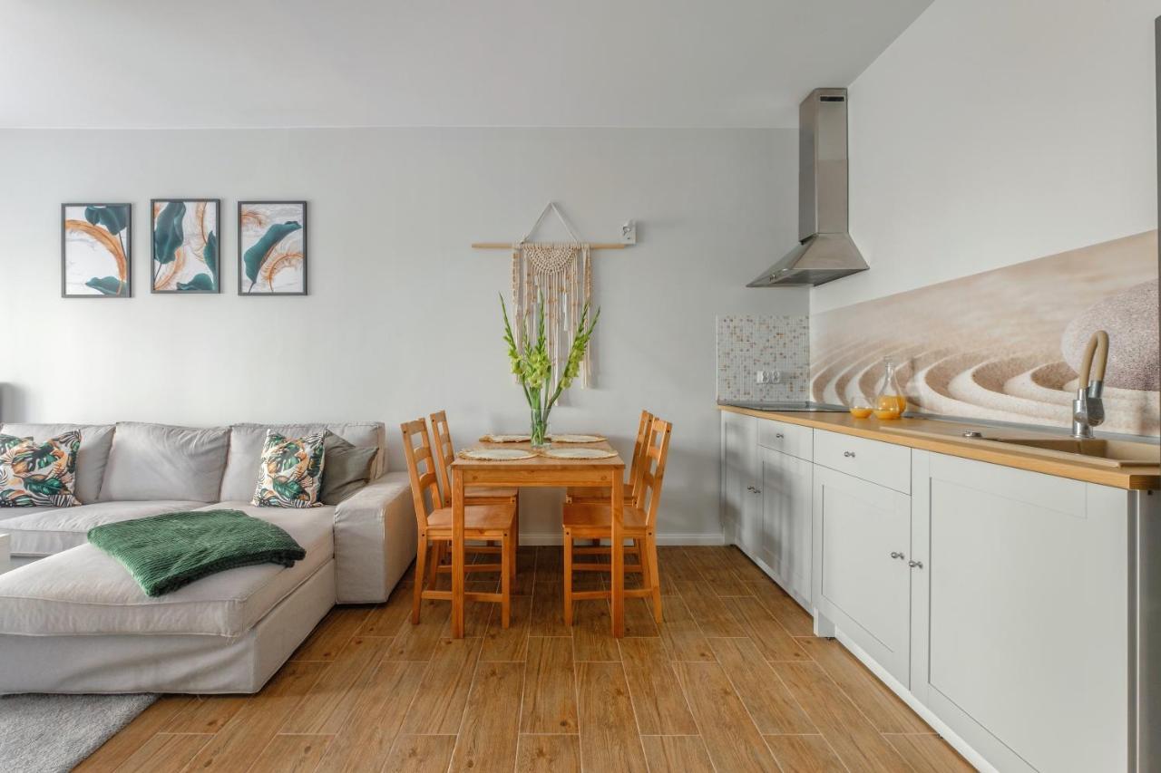 Boho Apartment Janow Z Miejscem Parkingowym Łódź Eksteriør billede